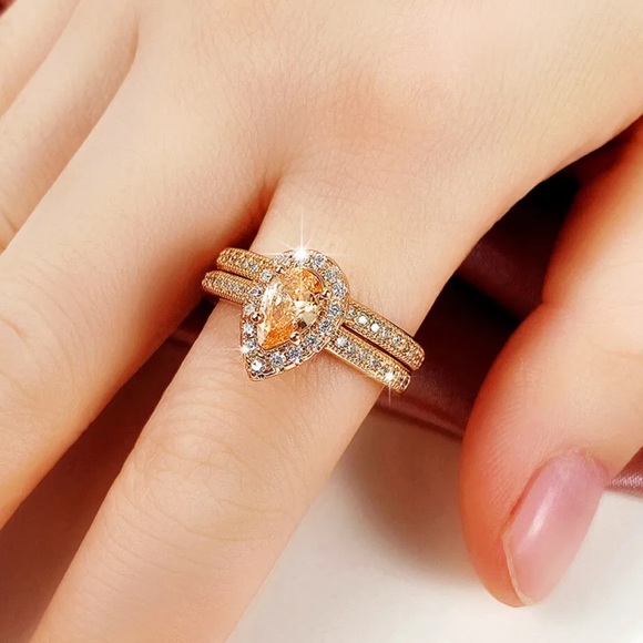 💋Beautiful 10k Gold Vermeil Pear Cut WaterDrop Morganite Cz Diamond Halo  Set - Picture 2 of 16